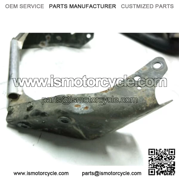 06 Yamaha Apex RTX RX 10 1000 Snowmobile front frame bumper bar bracket - Image 2